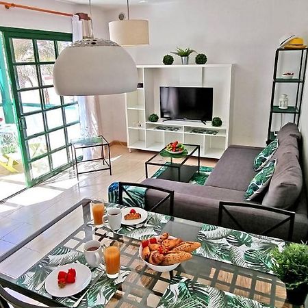 Ferienwohnung Palm Garden - Costa Calma - Pool - Glasfaserinternet エクステリア 写真