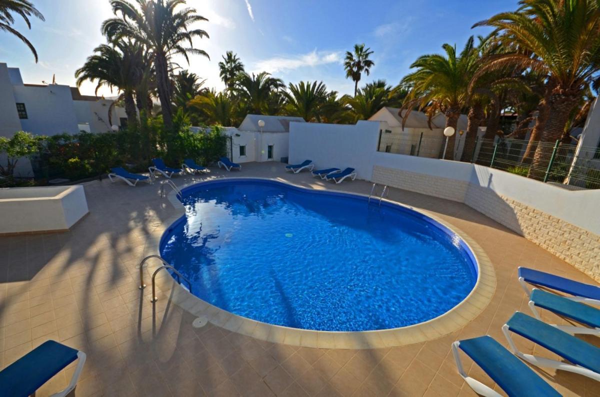 Ferienwohnung Palm Garden - Costa Calma - Pool - Glasfaserinternet エクステリア 写真